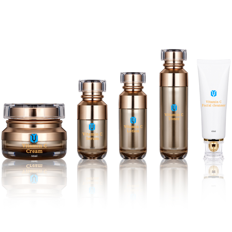 Ensemble de soins de la peau &agrave; la vitamine C